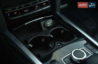 Седан Mercedes-Benz E-Class 2015 в 