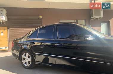 Седан Mercedes-Benz E-Class 2005 в 