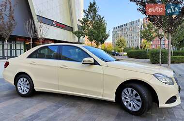 Седан Mercedes-Benz E-Class 2013 в 
