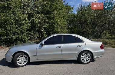 Седан Mercedes-Benz E-Class 2005 в 