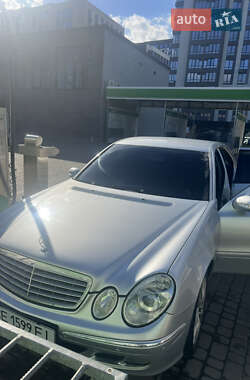 Седан Mercedes-Benz E-Class 2005 в  фото 2 Седан Mercedes-Benz E-Class 2005 в