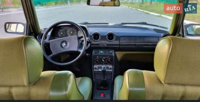 Седан Mercedes-Benz E-Class 1984 в Измаиле фото 4 Седан Mercedes-Benz E-Class 1984 в Измаиле