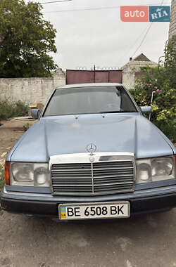 Седан Mercedes-Benz E-Class 1992 в Николаеве