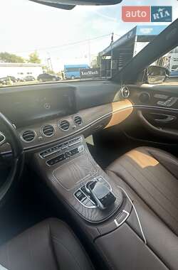 Седан Mercedes-Benz E-Class 2018 в 