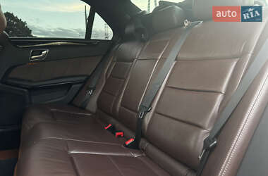 Седан Mercedes-Benz E-Class 2011 в 