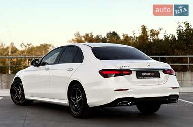 Седан Mercedes-Benz E-Class 2022 в 