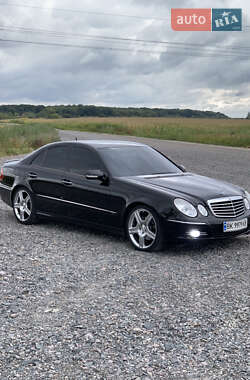 Седан Mercedes-Benz E-Class 2006 в  фото 7 Седан Mercedes-Benz E-Class 2006 в