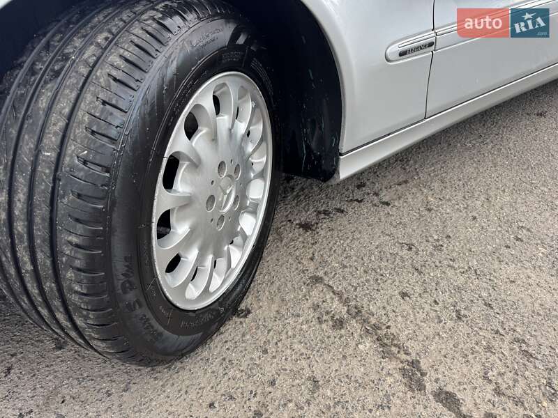 Універсал Mercedes-Benz E-Class 2006 в Тернополі