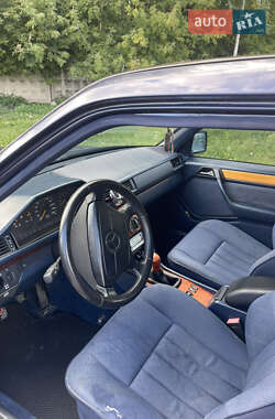Седан Mercedes-Benz E-Class 1994 в 