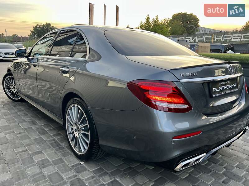 Седан Mercedes-Benz E-Class 2019 в Киеве