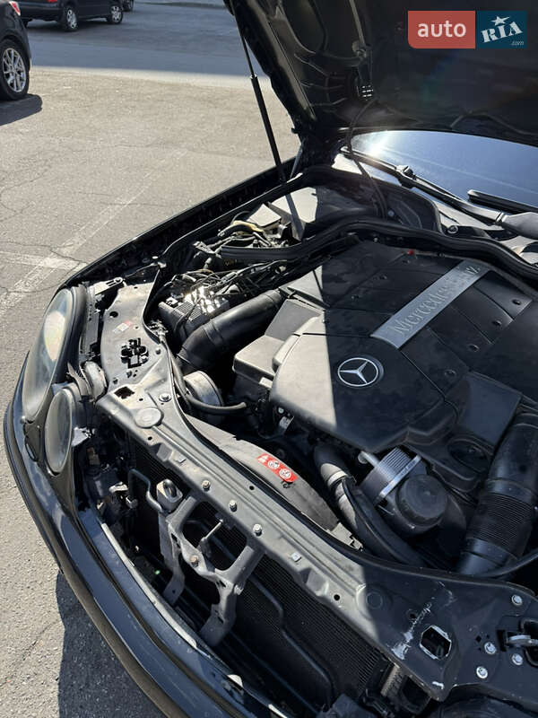 Седан Mercedes-Benz E-Class 2002 в Днепре