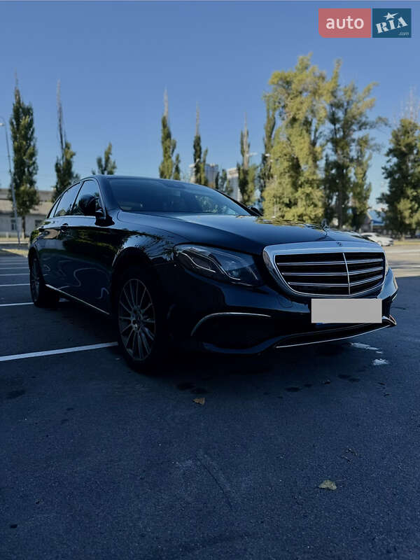 Mercedes-Benz E-Class 2018