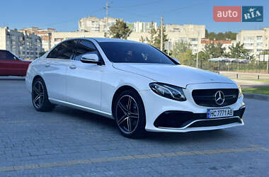 Седан Mercedes-Benz E-Class 2016 в Львове