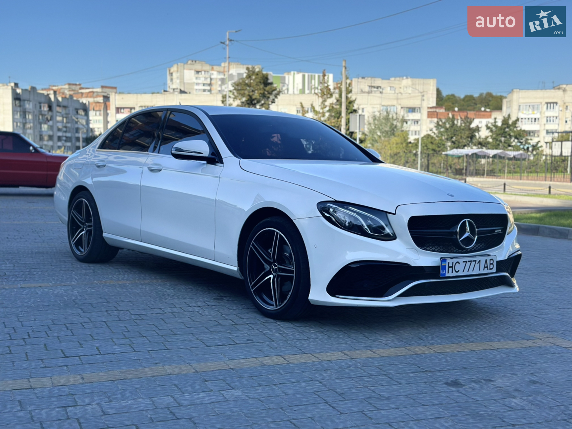 2016 Mercedes-Benz E-klasse - фото 1
