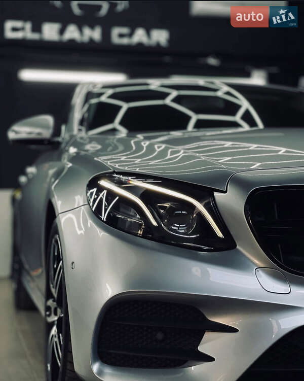 Mercedes-Benz E-Class 2016