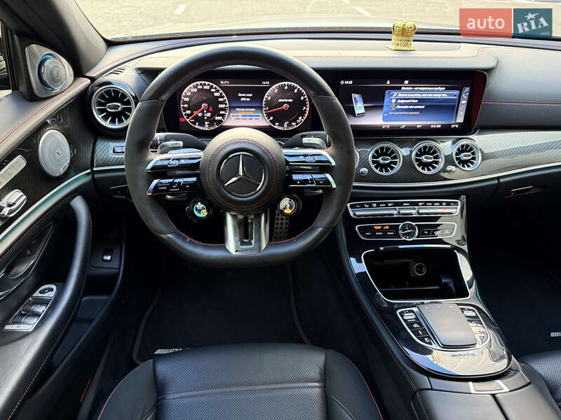 Седан Mercedes-Benz E-Class 2017 в Киеве