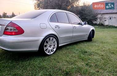 Седан Mercedes-Benz E-Class 2008 в 