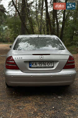 Седан Mercedes-Benz E-Class 2003 в 