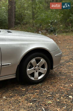 Седан Mercedes-Benz E-Class 2003 в 