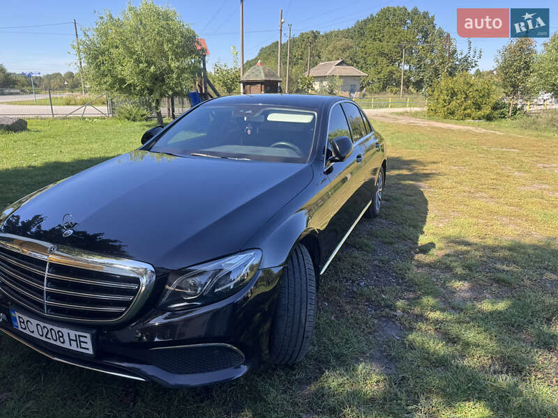Седан Mercedes-Benz E-Class 2017 в Ивано-Франковске
