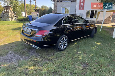 Седан Mercedes-Benz E-Class 2017 в 