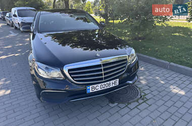 Седан Mercedes-Benz E-Class 2017 в 