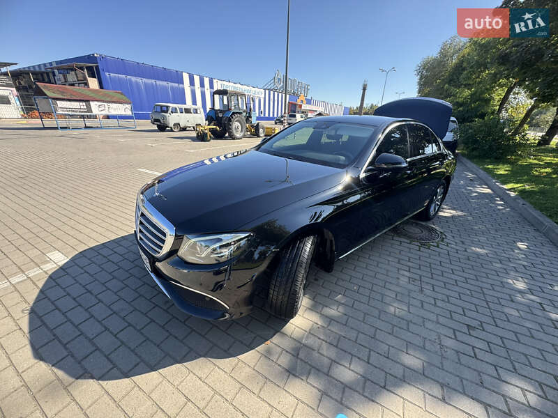Седан Mercedes-Benz E-Class 2017 в Ивано-Франковске