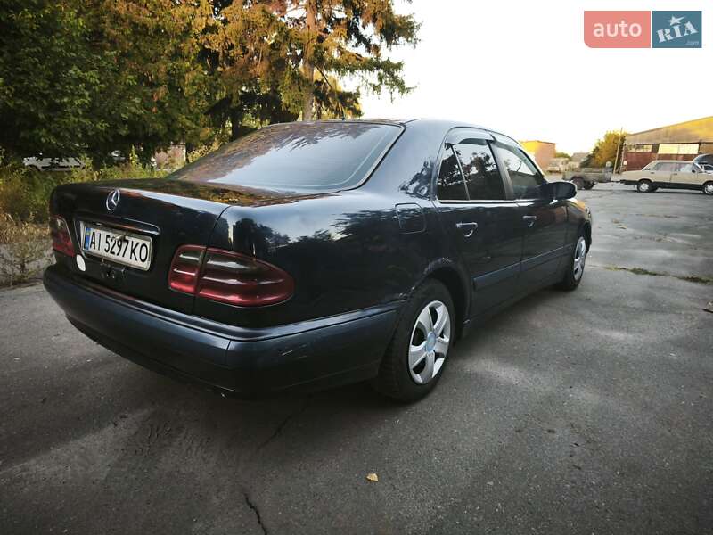 Седан Mercedes-Benz E-Class 2001 в Охтирці фото 10 Седан Mercedes-Benz E-Class 2001 в Охтирці