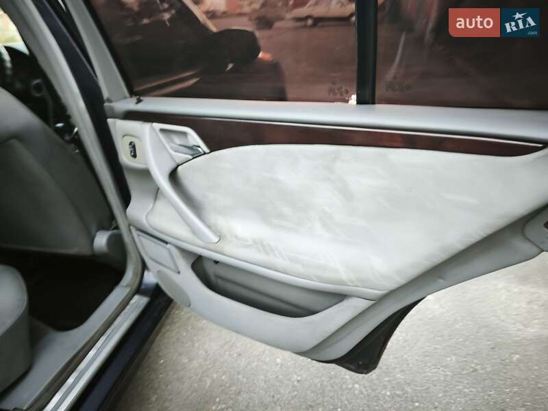 Седан Mercedes-Benz E-Class 2001 в Охтирці фото 23 Седан Mercedes-Benz E-Class 2001 в Охтирці