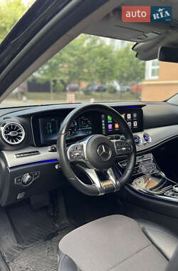 Седан Mercedes-Benz E-Class 2017 в 