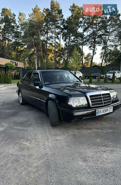 Седан Mercedes-Benz E-Class 1988 в 