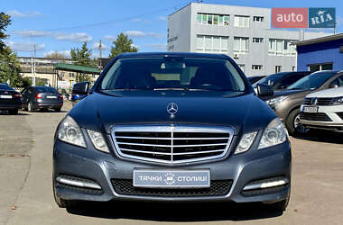 Седан Mercedes-Benz E-Class 2011 в 