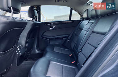 Седан Mercedes-Benz E-Class 2011 в 