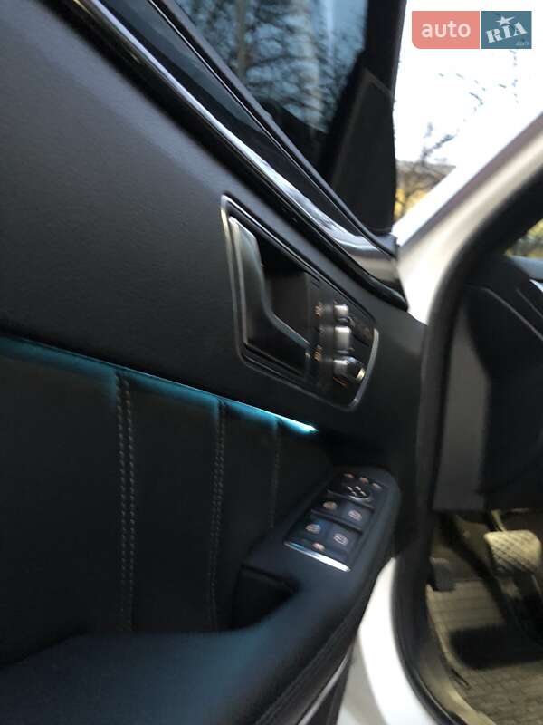 Седан Mercedes-Benz E-Class 2013 в Києві