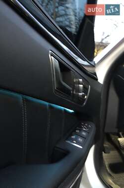 Седан Mercedes-Benz E-Class 2013 в 