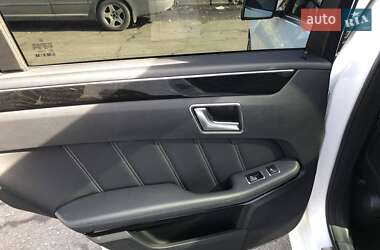 Седан Mercedes-Benz E-Class 2013 в 