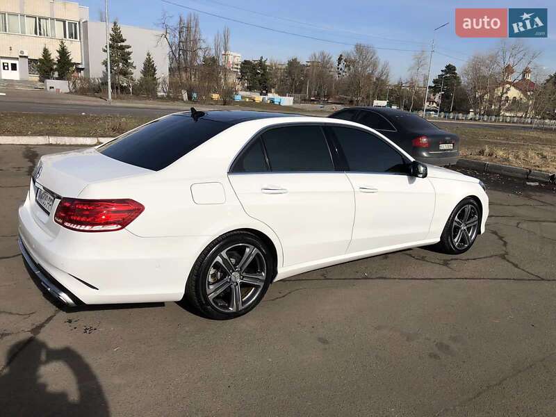 Седан Mercedes-Benz E-Class 2013 в Києві
