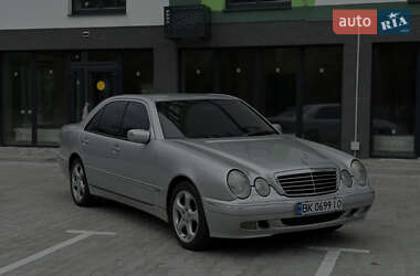 Седан Mercedes-Benz E-Class 1999 в 