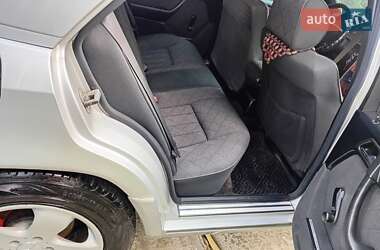 Седан Mercedes-Benz E-Class 1995 в 