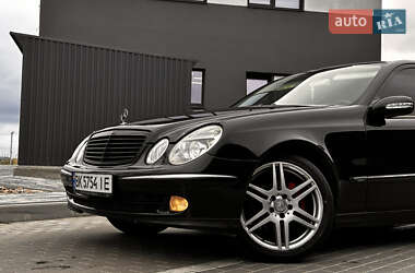 Седан Mercedes-Benz E-Class 2003 в 