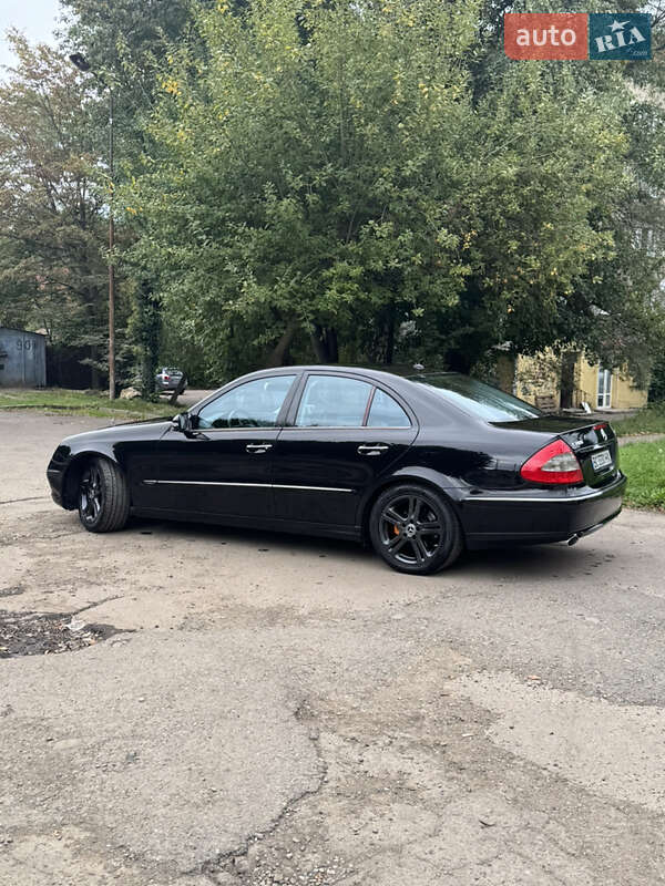 Седан Mercedes-Benz E-Class 2008 в Дрогобичі
