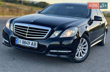 Седан Mercedes-Benz E-Class 2011 в 