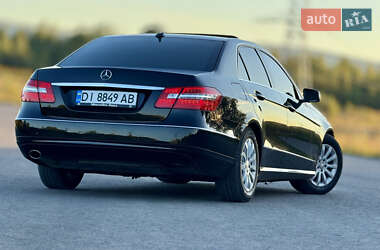 Седан Mercedes-Benz E-Class 2011 в 