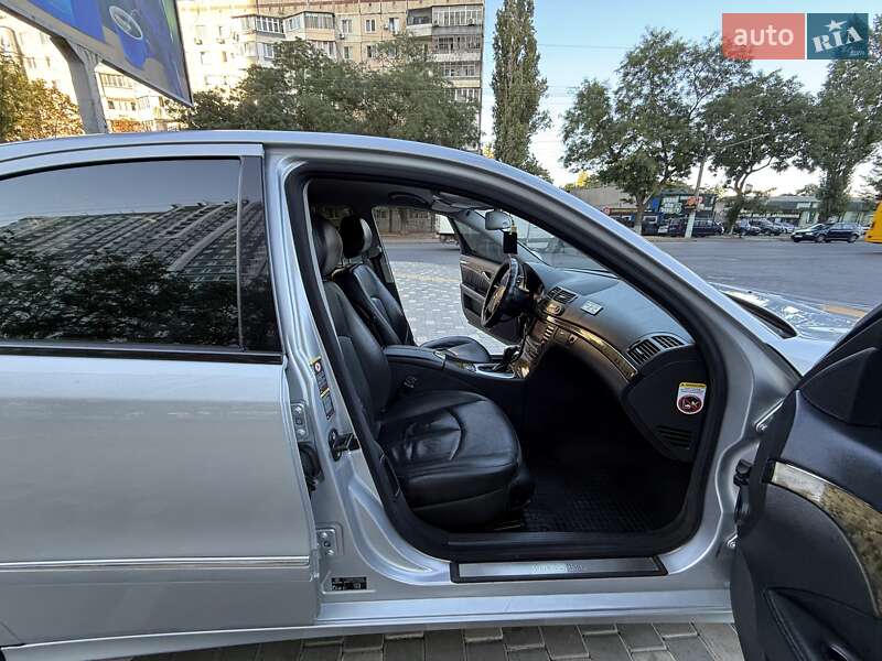 Седан Mercedes-Benz E-Class 2005 в Одесі