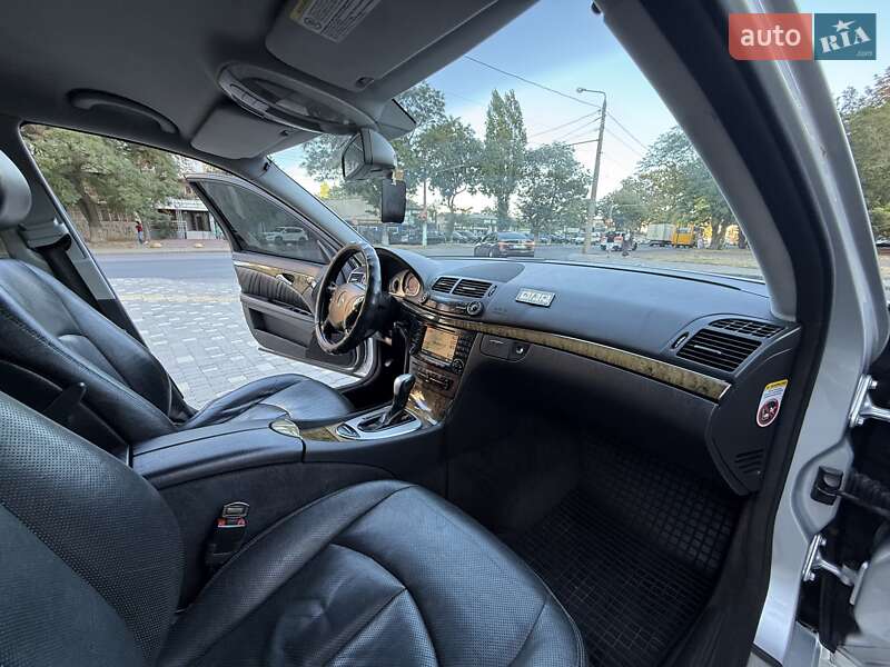 Седан Mercedes-Benz E-Class 2005 в Одесі