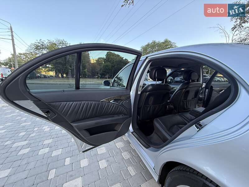 Седан Mercedes-Benz E-Class 2005 в Одесі