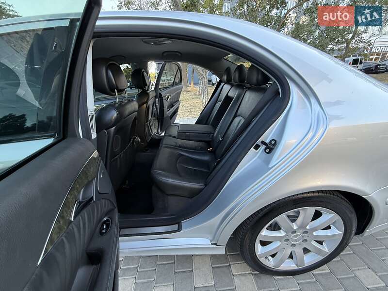 Седан Mercedes-Benz E-Class 2005 в Одесі