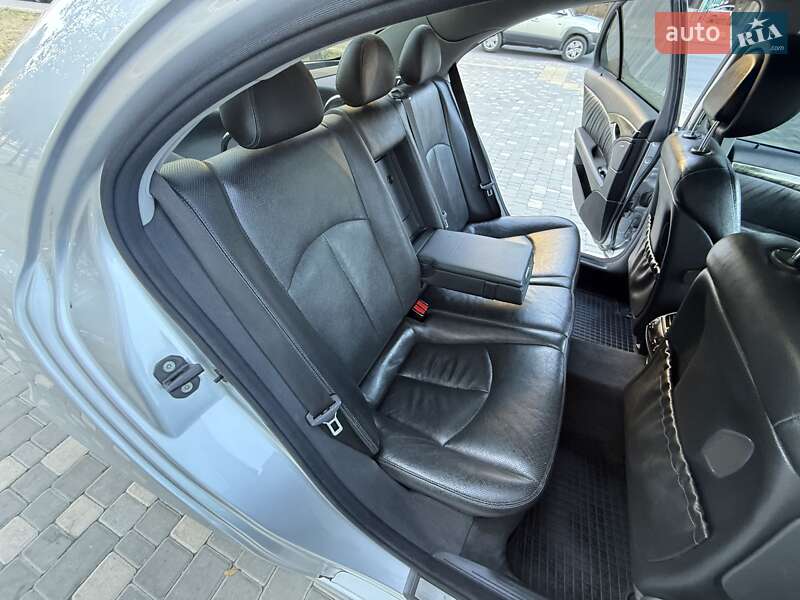 Седан Mercedes-Benz E-Class 2005 в Одесі