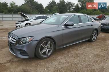 Седан Mercedes-Benz E-Class 2017 в Киеве