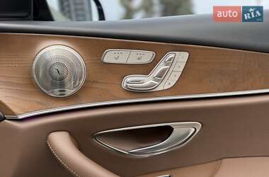 Седан Mercedes-Benz E-Class 2019 в 